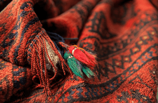 4 Reasons Hand-Knotted Rugs Are Made to Last - Solo Rugs