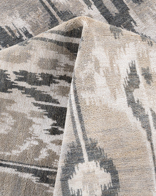 Traditional Ikat Hand Knotted Floral Silk & Wool Blend Gray Area Rug 8' 10" x 11' 10"