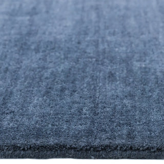 Zayn Hand Loomed Contemporary Solid Area Rug