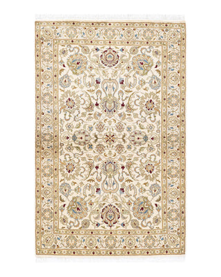 Traditional Mogul Ivory Wool Area Rug 4' 1" x 6' 5" - Solo Rugs
