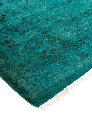 Contemporary Fine Vibrance Green Wool Area Rug 8' 3" x 10' 4" - Solo Rugs