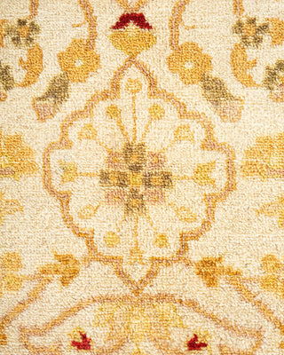 Traditional Mogul Ivory Wool Area Rug 6' 1" x 9' 1" - Solo Rugs