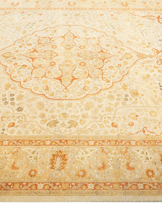 Traditional Mogul Ivory Wool Area Rug 6' 1" x 9' 2" - Solo Rugs
