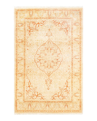 Traditional Mogul Ivory Wool Area Rug 4' 3" x 6' 5" - Solo Rugs