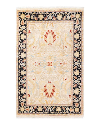Traditional Mogul Ivory Wool Area Rug 4' 0" x 6' 4" - Solo Rugs