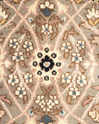 Traditional Mogul Light Gray Wool Square Area Rug 6' 0" x 6' 3" - Solo Rugs