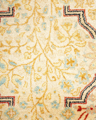 Traditional Mogul Ivory Wool Area Rug 6' 1" x 9' 3" - Solo Rugs