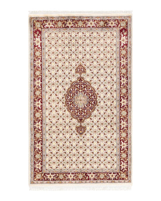 Traditional Mogul Ivory Wool Area Rug 3' 2" x 5' 2" - Solo Rugs