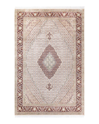Traditional Mogul Ivory Wool Area Rug 6' 0" x 9' 4" - Solo Rugs