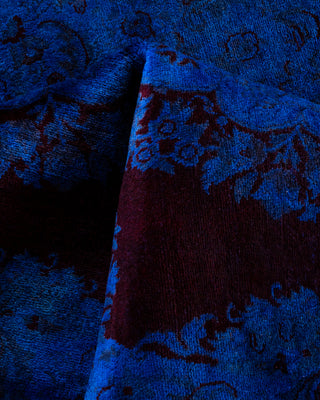 Contemporary Fine Vibrance Red Wool Area Rug - 5' 3" x 5' 4"