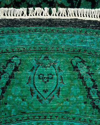 Contemporary Fine Vibrance Black Wool Area Rug - 7' 1" x 7' 1"