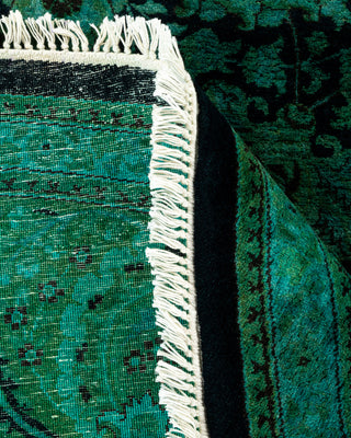 Contemporary Fine Vibrance Black Wool Area Rug - 7' 1" x 7' 1"