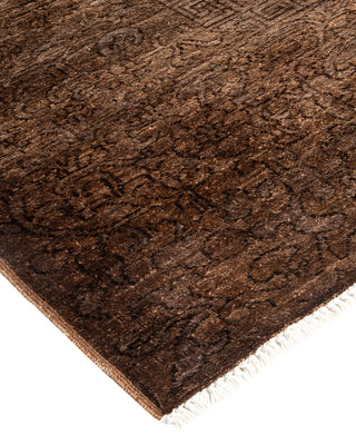 Contemporary Fine Vibrance Brown Wool Area Rug - 5' 9" x 8' 7"