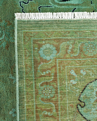 Contemporary Fine Vibrance Green Wool Area Rug - 9' 1" x 12' 4"