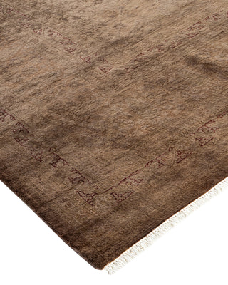 Contemporary Fine Vibrance Brown Wool Area Rug - 9' 1" x 12' 4"