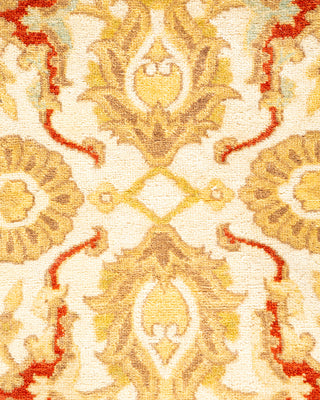 Traditional Hand Knotted Ivory Area Rug 4' 2" x 6' 3"