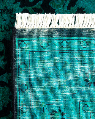 Contemporary Fine Vibrance Black Wool Runner - 2' 7" x 12' 0"