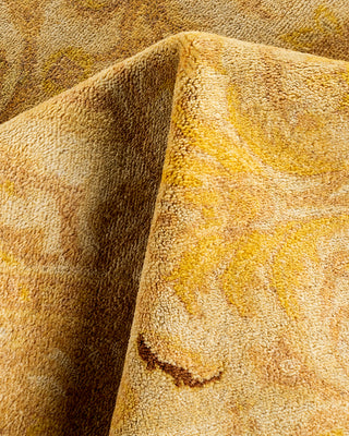 Traditional Hand Knotted Ivory Area Rug 4' 2" x 6' 3"