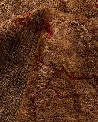 Contemporary Fine Vibrance Brown Wool Area Rug - 8' 4" x 10' 5"
