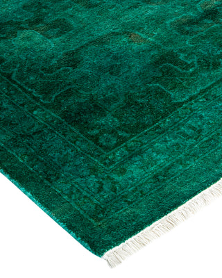 Contemporary Fine Vibrance Green Wool Area Rug - 8' 4" x 10' 6"