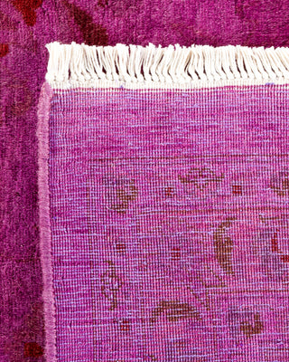 Contemporary Fine Vibrance Pink Wool Area Rug - 8' 2" x 8' 5"