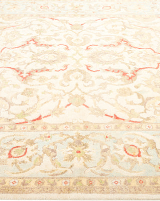 Traditional Hand Knotted Ivory Area Rug 6' 0" x 8' 9"