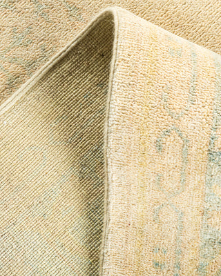 Traditional Hand Knotted Ivory Area Rug 6' 3" x 9' 9"