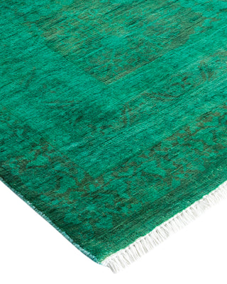 Contemporary Fine Vibrance Green Wool Area Rug - 9' 3" x 11' 10"