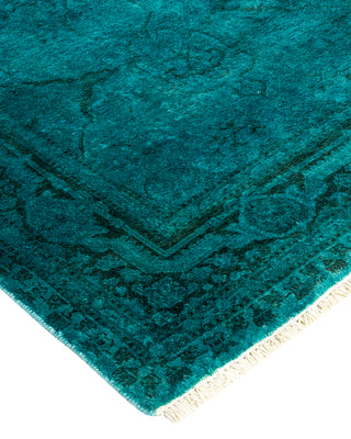 Contemporary Fine Vibrance Green Wool Area Rug - 3' 1" x 5' 3"