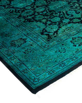 Contemporary Fine Vibrance Black Wool Area Rug - 5' 3" x 7' 10"