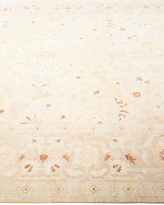 Traditional Hand Knotted Ivory Area Rug 6' 1" x 12' 5"