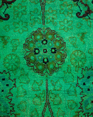 Contemporary Fine Vibrance Green Wool Area Rug - 3' 0" x 5' 2"