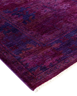 Contemporary Fine Vibrance Pink Wool Area Rug - 6' 0" x 7' 9"