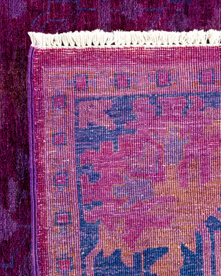 Contemporary Fine Vibrance Pink Wool Area Rug - 6' 0" x 7' 9"