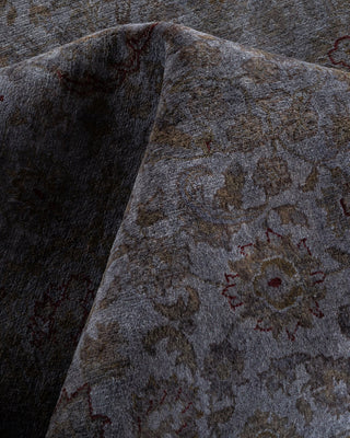 Contemporary Fine Vibrance Gray Wool Area Rug - 4' 7" x 6' 10"