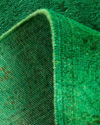 Contemporary Fine Vibrance Green Wool Runner - 2' 7" x 23' 1"