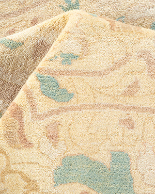 Traditional Hand Knotted Ivory Area Rug 8' 1" x 10' 1"