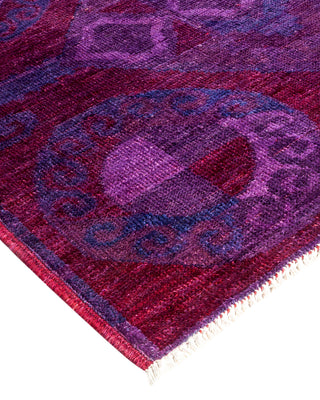 Contemporary Fine Vibrance Red Wool Area Rug - 4' 1" x 4' 1"