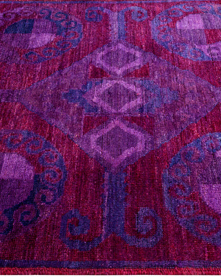 Contemporary Fine Vibrance Red Wool Area Rug - 4' 1" x 4' 1"