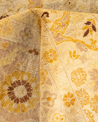 Traditional Hand-Knotted Ivory Area Rug 9' 1" x 12' 0"