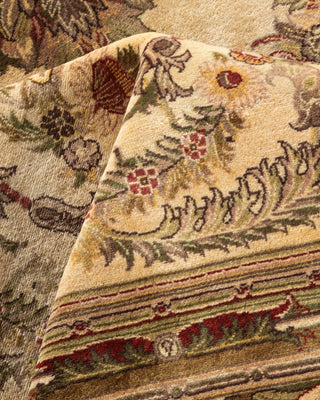 Traditional Hand Knotted Ivory Area Rug 8' 3" x 11' 5"