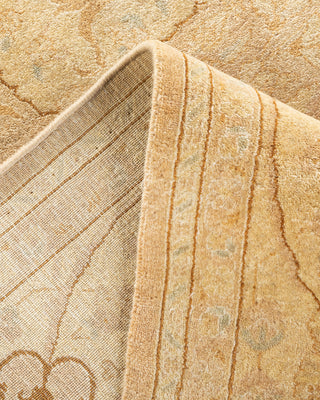 Traditional Hand Knotted Ivory Area Rug 8' 2" x 9' 10"