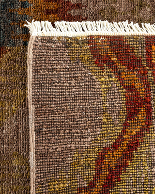 Contemporary Fine Vibrance Brown Wool Area Rug - 6' 2" x 9' 6"
