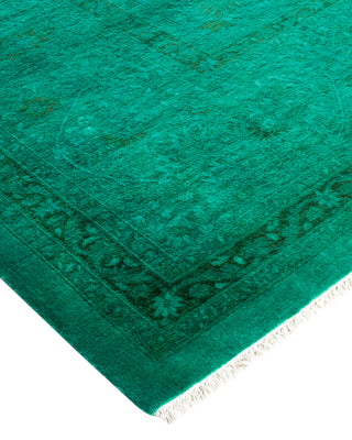 Contemporary Fine Vibrance Green Wool Area Rug - 10' 2" x 13' 4"