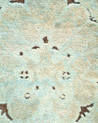 Traditional Hand Knotted Light Gray Area Rug 5' 6" x 8' 0"