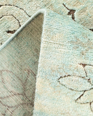 Traditional Hand Knotted Light Gray Area Rug 5' 6" x 8' 0"