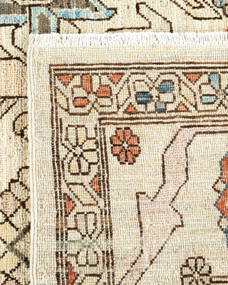 Traditional Serapi Ivory Area Rug 7' 11" x 9' 11"