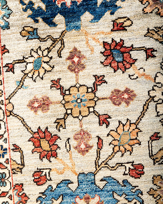 Traditional Hand-Knotted Serapi Beige Area Rug 8' 2" x 9' 10"