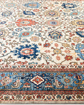 Traditional Hand-Knotted Serapi Beige Area Rug 8' 2" x 9' 10"