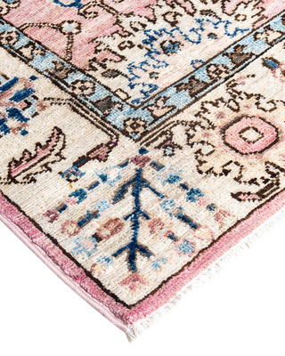 Traditional Hand-Knotted Serapi Pink Area Rug 4' 2" x 6' 2"